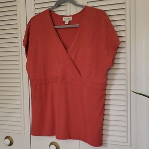 Embroidered v-neck crossover knit tee